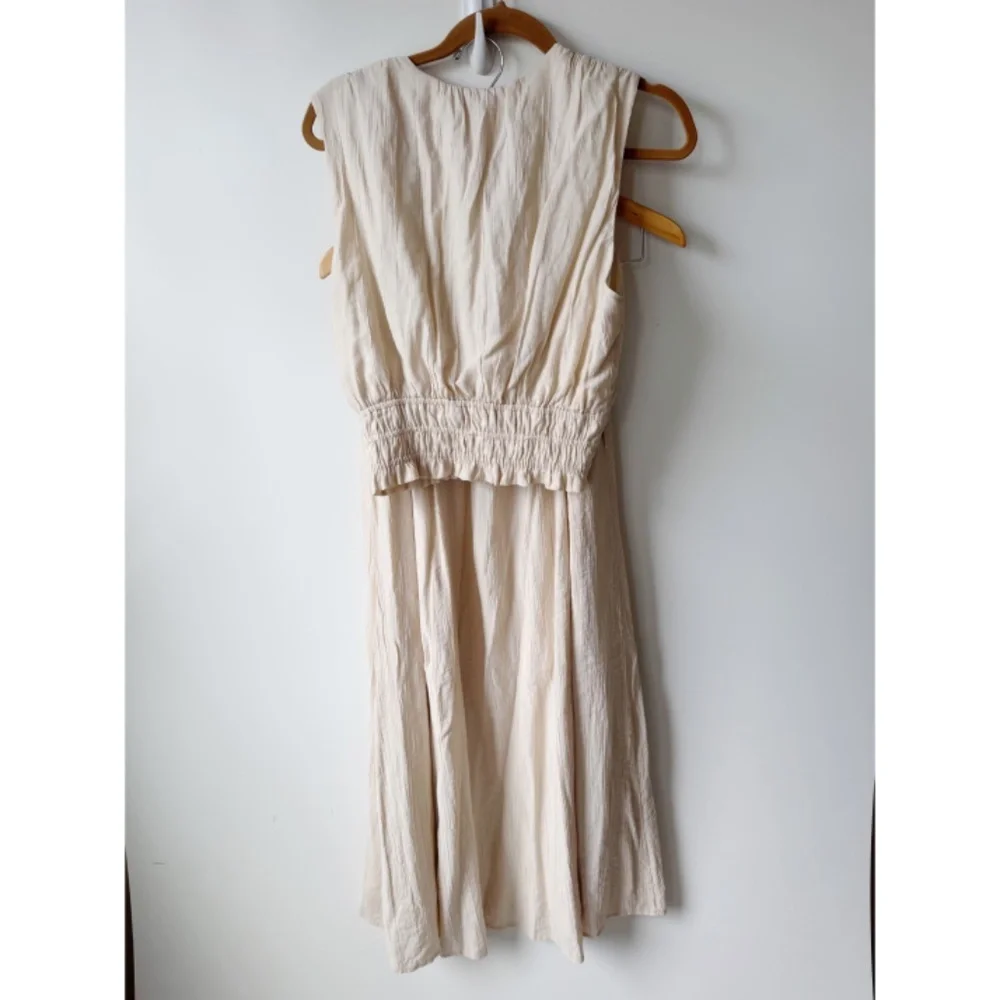 Abercrombie and Fitch Crinkle Textured Plunge Top and Maxi Skirt Cream M/L